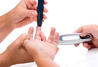 a juvenile gets a blood sugar test