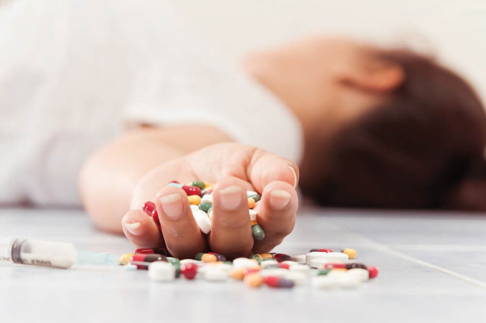 A young woman overdosed on drugs