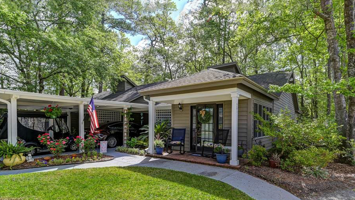 Photo of the front of a building